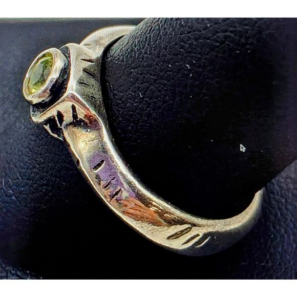 SILPADA 925 Sterling Silver Peridot Ring Size 7.75-8 - 3.67 grams - Picture 3 of 9